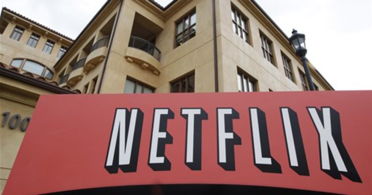 Netflix loses 800,000 subscribers in tough 3Q